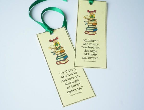 baby shower bookmark gift