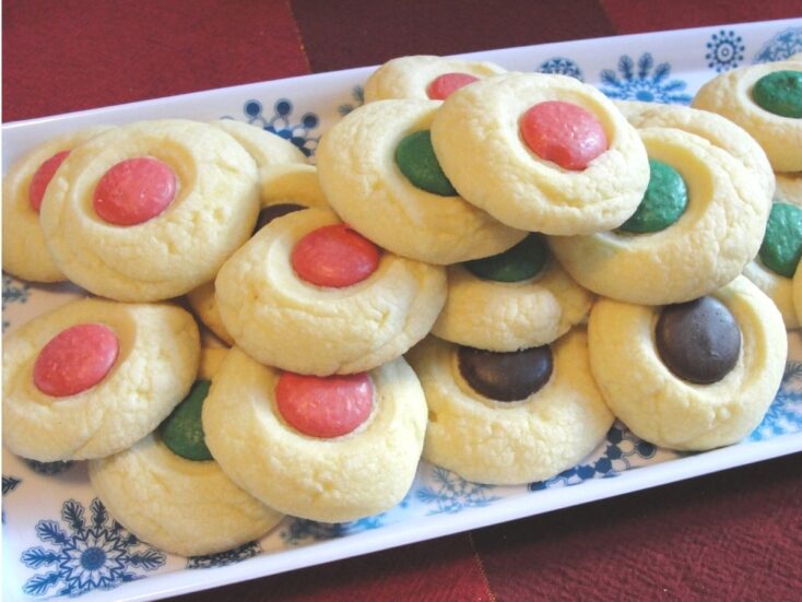 holiday shortbread chocolate button cookies on serving plate