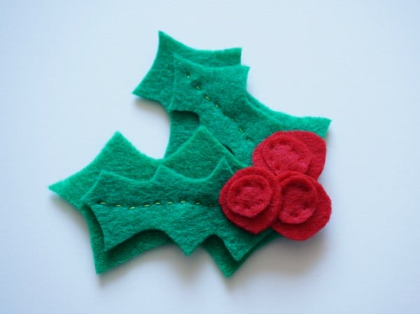 how to sew a felt holly pin