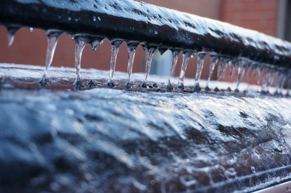 icy car top