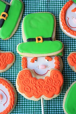leprechaun cookie pop