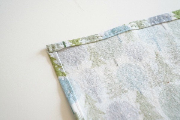 cloth napkin tutorial sewn corner