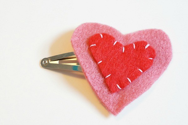 valentine felt heart hair clip