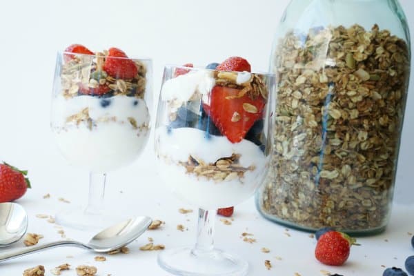 homemade granola and yogurt parfait with fresh fruit