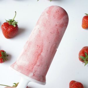 How to Make Strawberry Creamsicles - Super simple recipe - only 3 ingredients. | Summer Recipe | Popsicle Recipe | Strawberry Recipe |