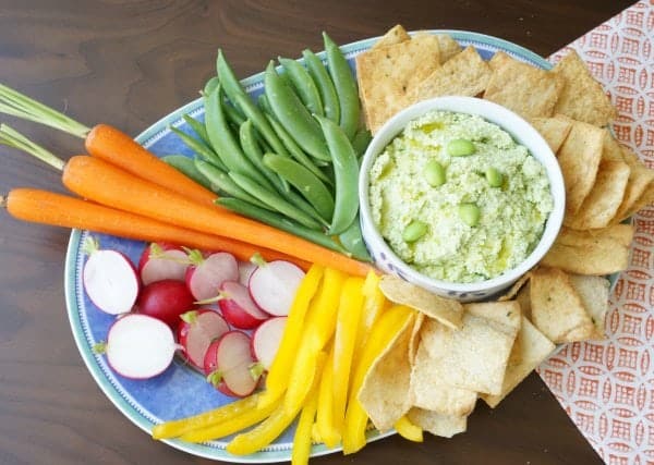 Edamame Hummus with vegetables