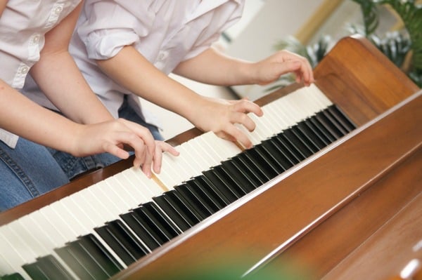 Extracurricular Activities with Kids Piano Lessons