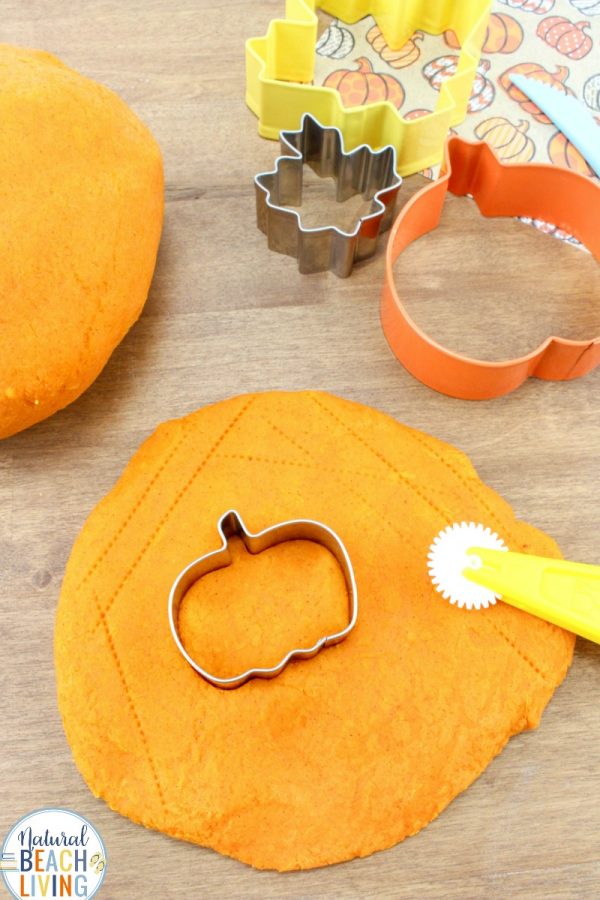 pumpkin pie playdough recipe with tools