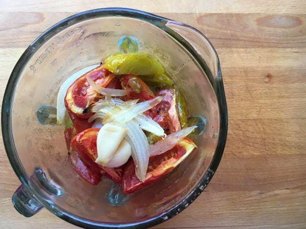 roasted tomatoes in blender