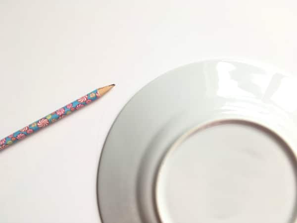 Pencil with Plate Christmas Wreath