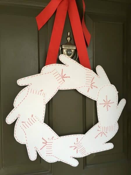 how to make a mitten wreath