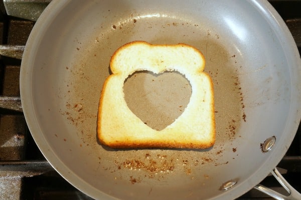 toast in pan