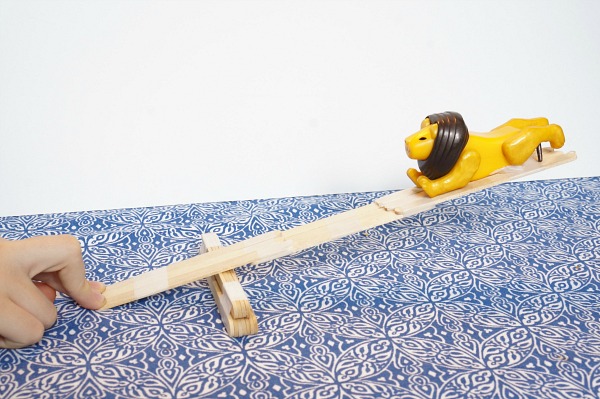 lion on lever