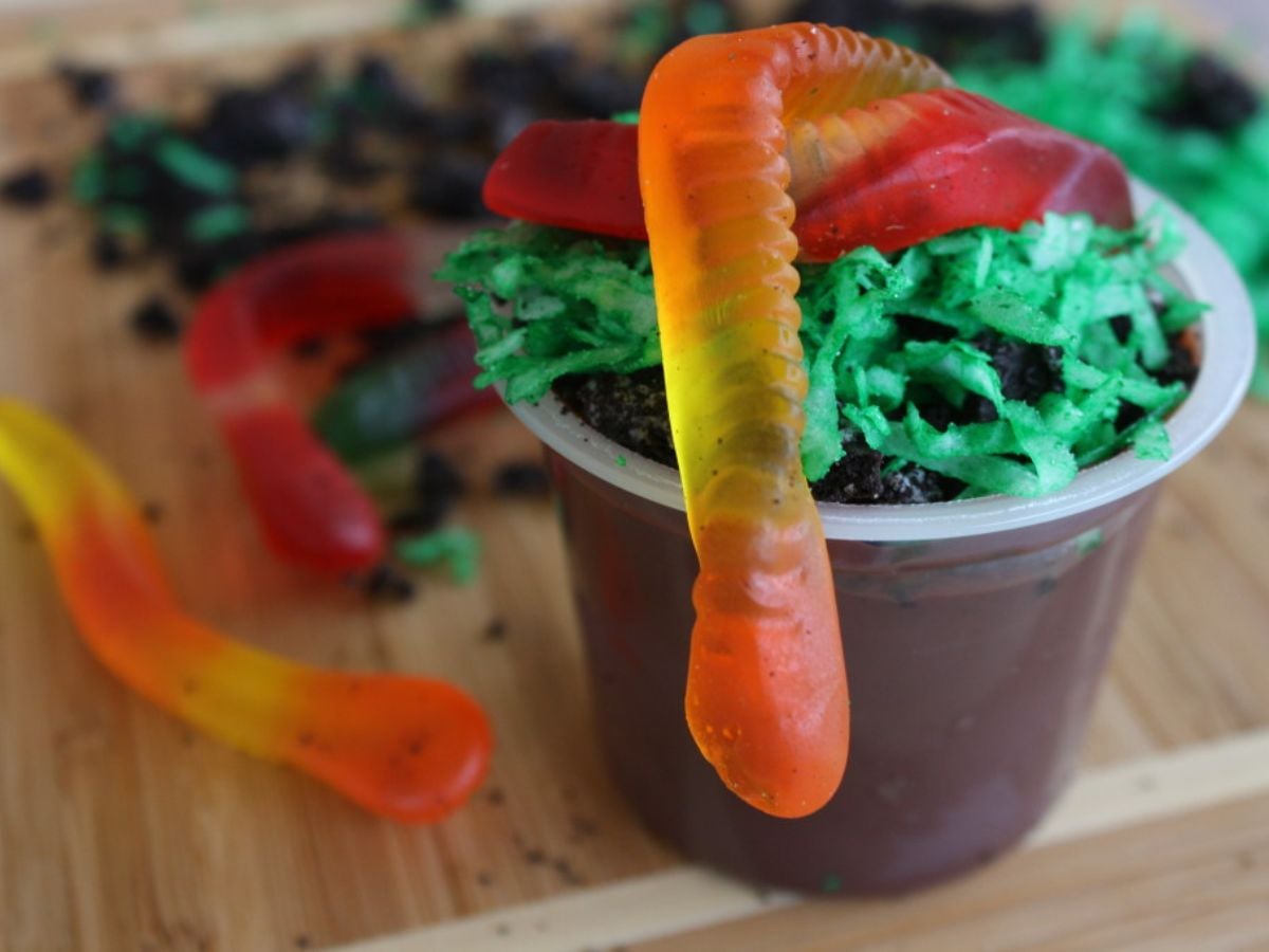 diy earth day dirt pudding cups for kids