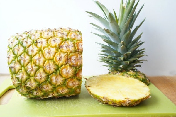 pineapple sliced top and bottom off