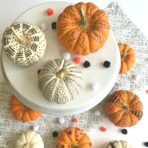 how to decorate pumpkins with markers