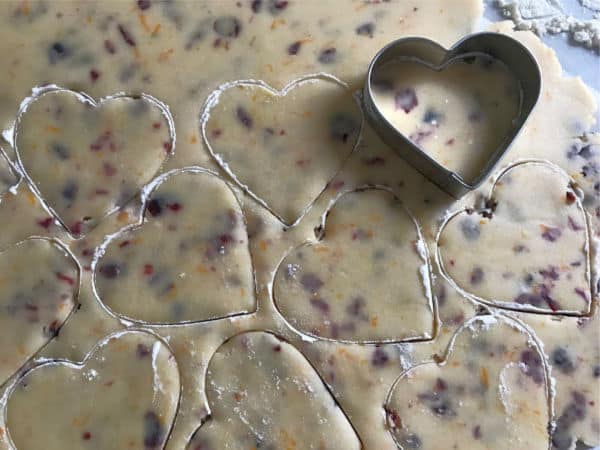 cranberry orange shortbread cookies with cookie cutter