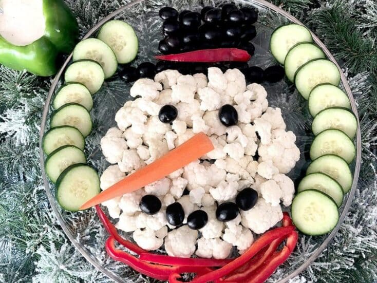 vegetable snowman head made from cauliflower