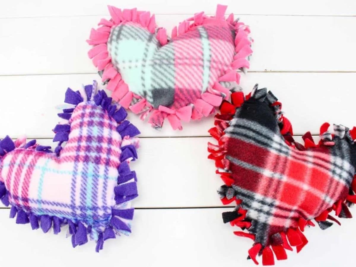 valentine no sew heart pillow craft