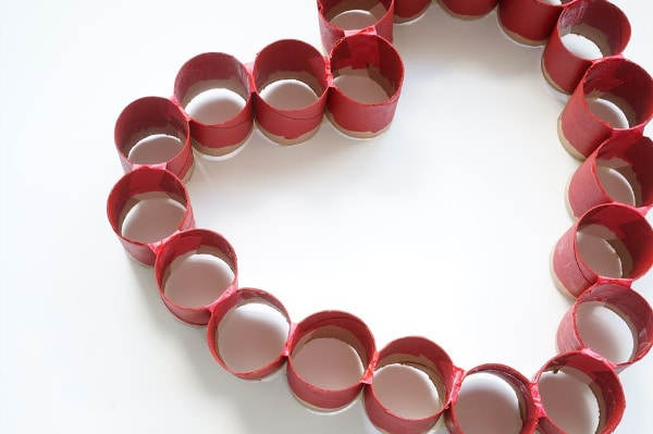 painted toilet paper roll heart