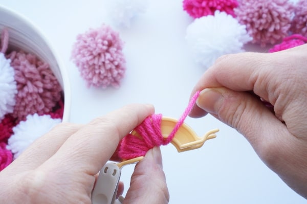 DIY Valentine's Day Pom Pom Garland 