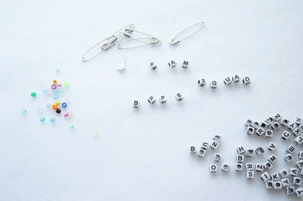 Safety pin friendship beads : r/nostalgia