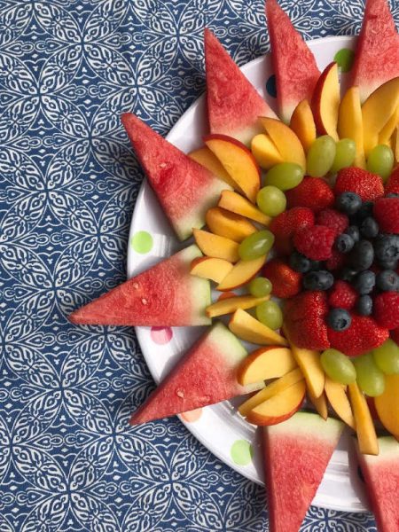 sun creative fruit tray with grapes
