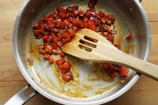 sloppy joe recipes spices with onion in skillet