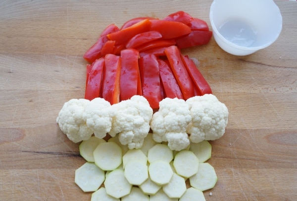 santa vegetable tray with red pepper hat