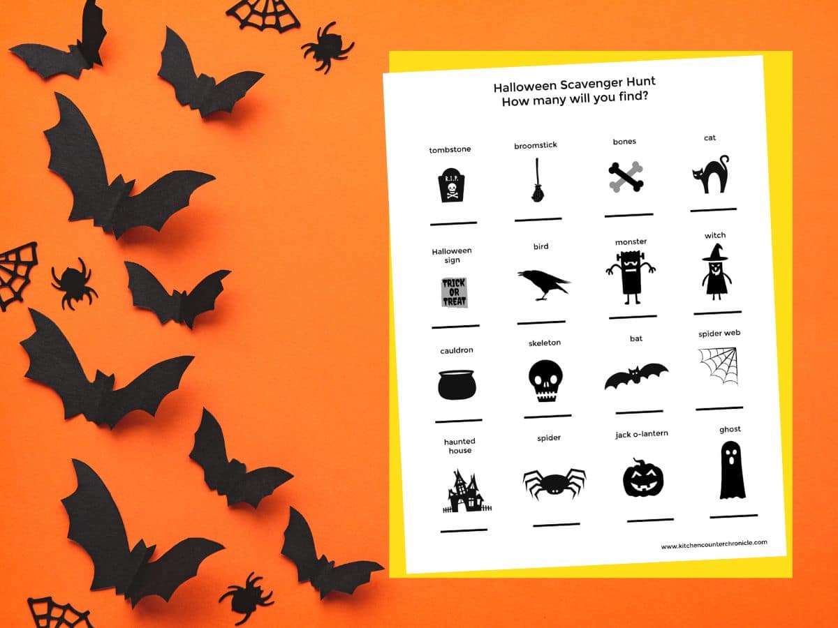 halloween scavenger hunt printable with bats and spiders