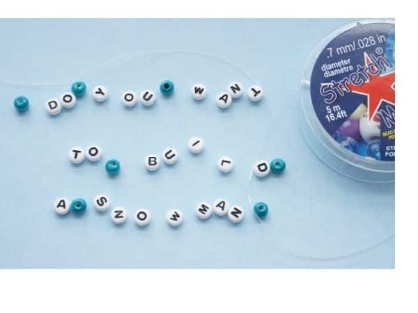 winter bracelet with stretchy string