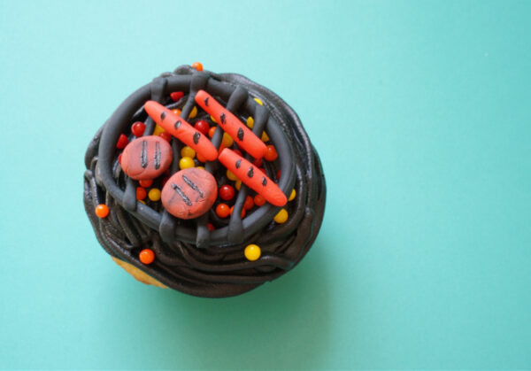 close up of single grill cupcake for father's day