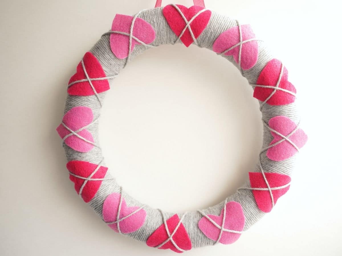 argyle hearts wreath valentine's day hanging on wall