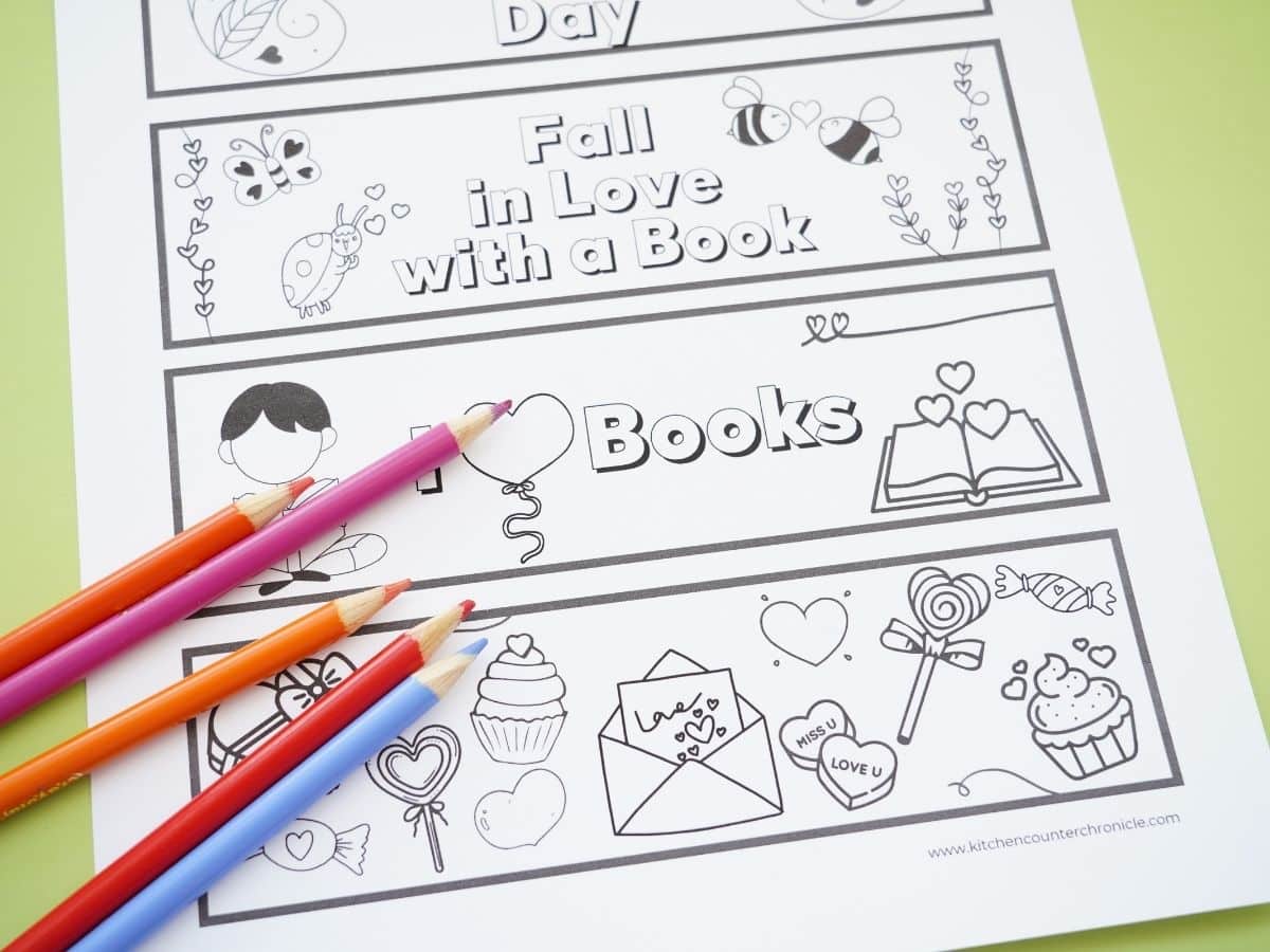 valentines bookmarks to color uncolored with pencil crayons