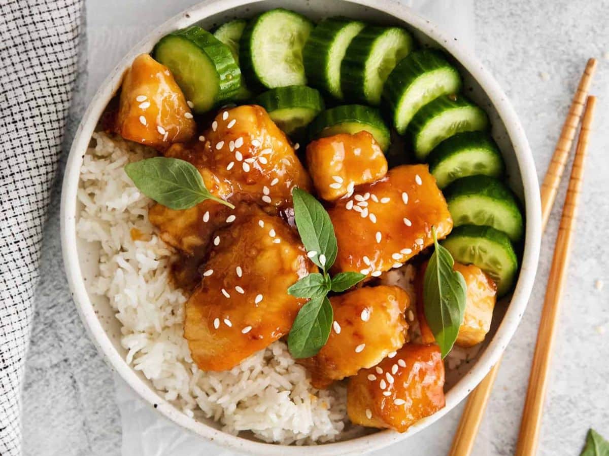honey garlic sticky chicken with rice bowl