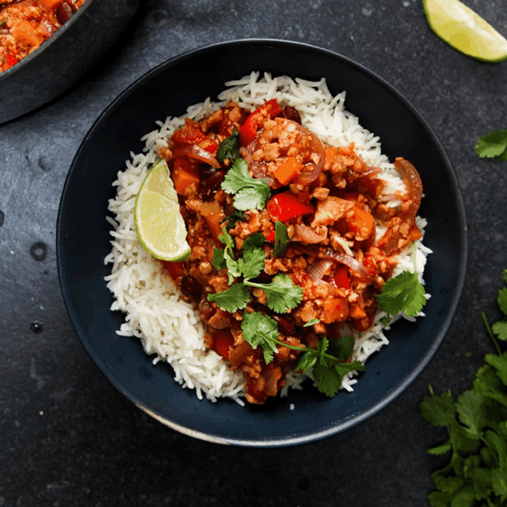 easy vegan chilli con carne meat free in bowl