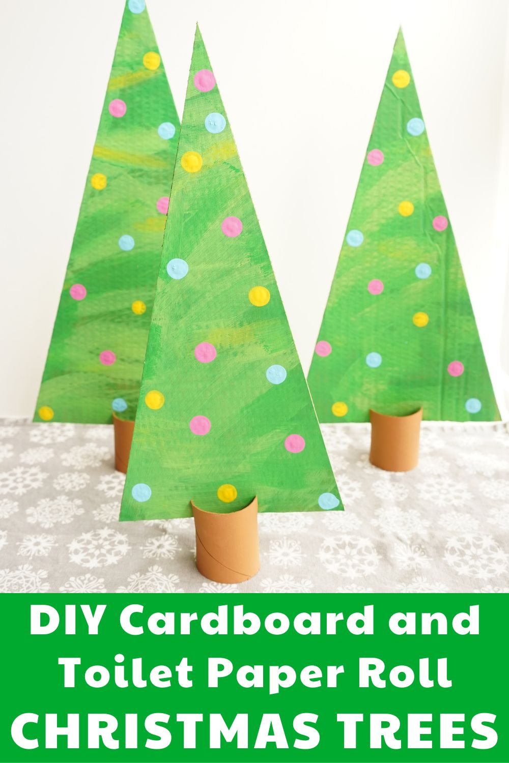 3 DIY Cardboard and Toilet Paper Roll CHRISTMAS TREES pin image