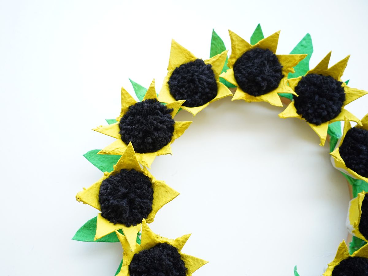 egg carton sunflowers glued to egg carton leaves wreath