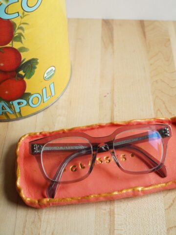 featured image for diy clay glasses tray with pair of glasses